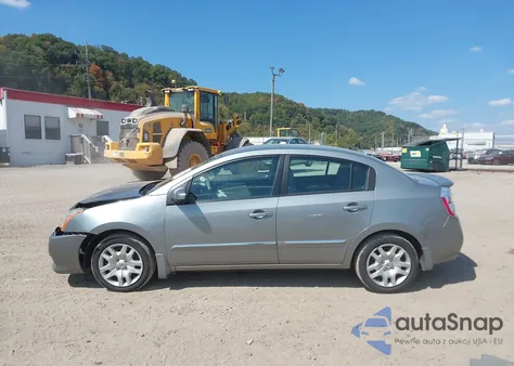 2012 Nissan Sentra 2.0 S z USA, uszkodzony, nr VIN 3N1AB6AP2CL768067